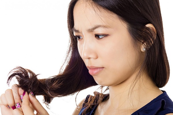 Rụng tóc ở hai bên thái dương cần được điều trị kịp thời
